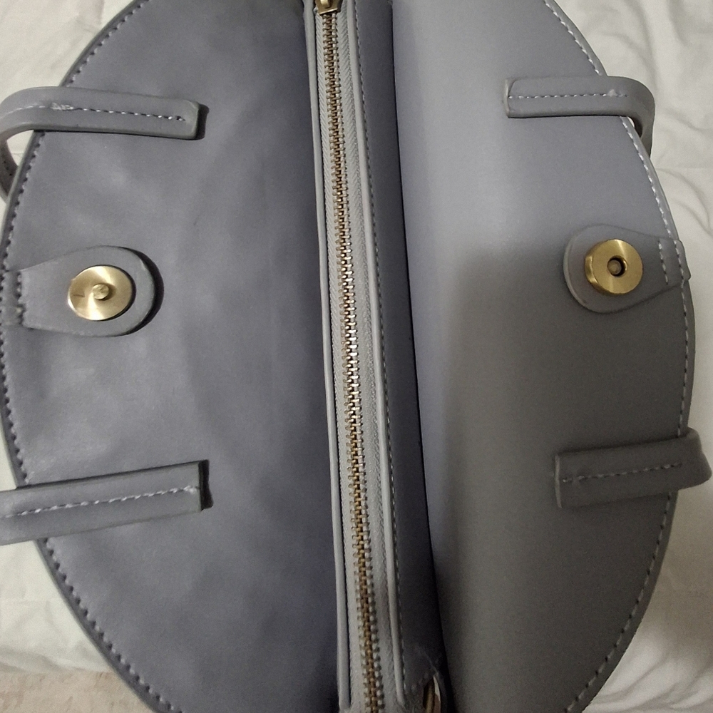 Anthropologie Gray Circular Shoulder Bag - Picture 3 of 6